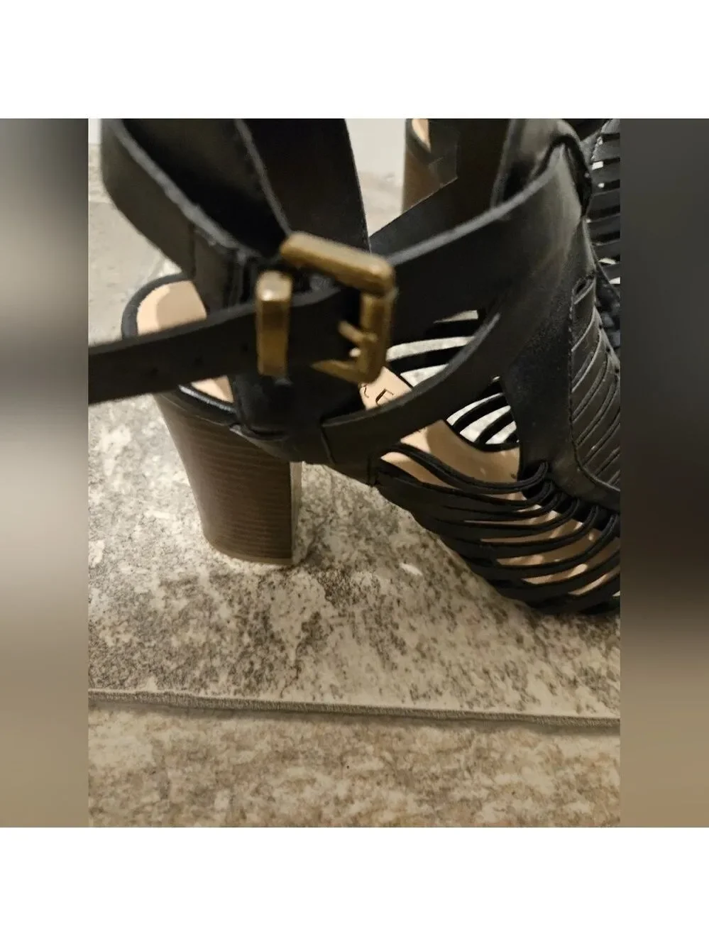 AMERICAN EAGLE BLACK FAUX LEATHER PEEPTOE STRAPPY HIGH BLOCK HEEL SANDALS SIZE 8